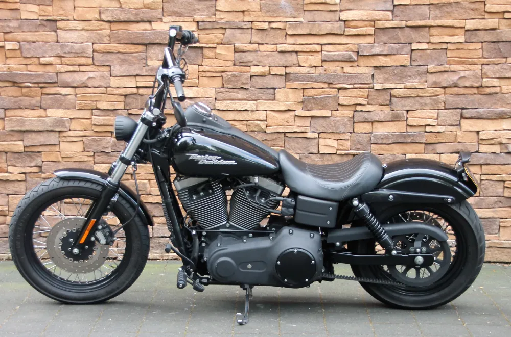 2007 Harley-Davidson FXDB Dyna Street Bob BLACK 1584 6-versnellingen *VERKOCHT*