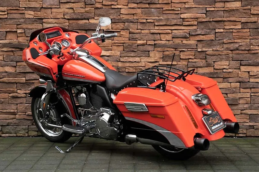 2009 model Harley-Davidson FLTRSE3 Road Glide Screamin Eagle CVO 110 *VERKOCHT*