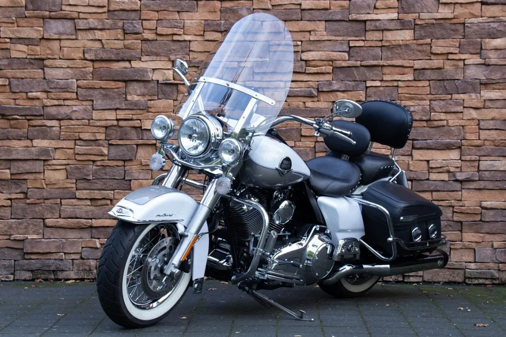 2009 Harley-Davidson FLHRC Road King Classic 96 *VERKOCHT*