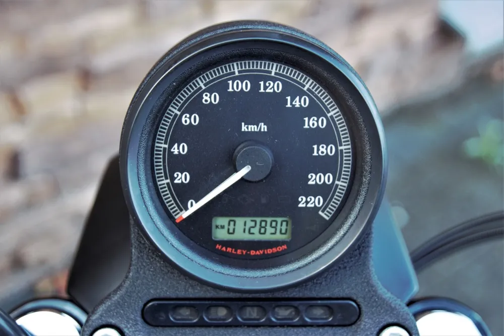 2010 Harley-Davidson XL 883 N Sportster Iron *VERKOCHT*