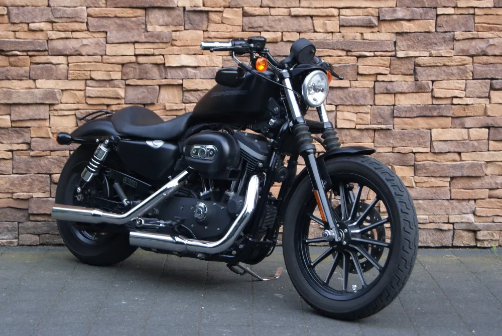 2010 Harley-Davidson XL883 N Sportster Iron denim black *VERKOCHT*