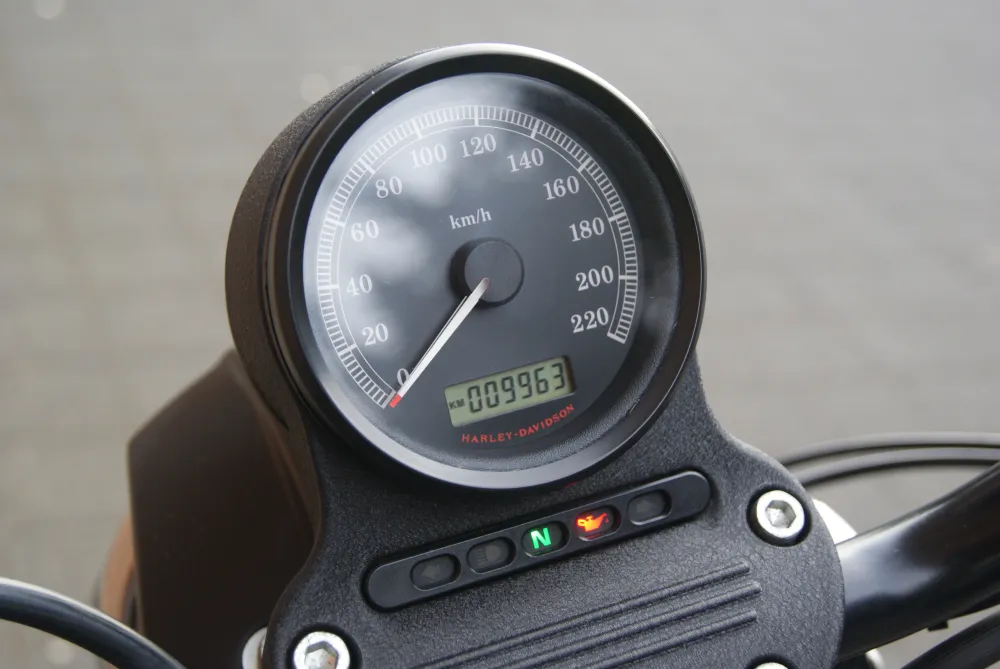 2010 Harley-Davidson XL883 N Sportster Iron denim black *VERKOCHT*