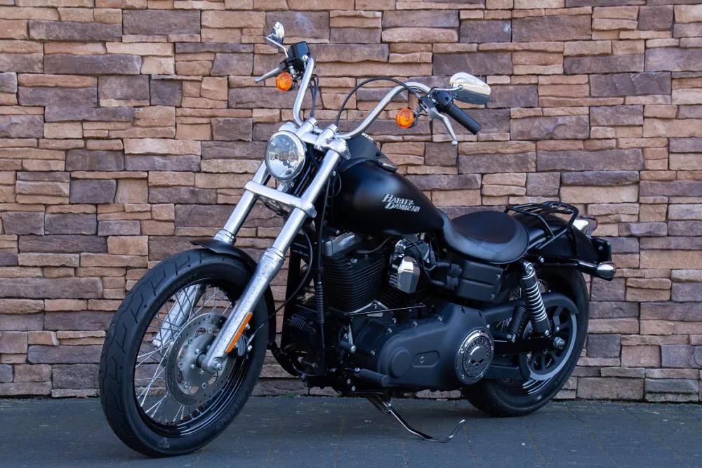 2011 Harley-Davidson FXDB Dyna Street Bob *VERKOCHT*