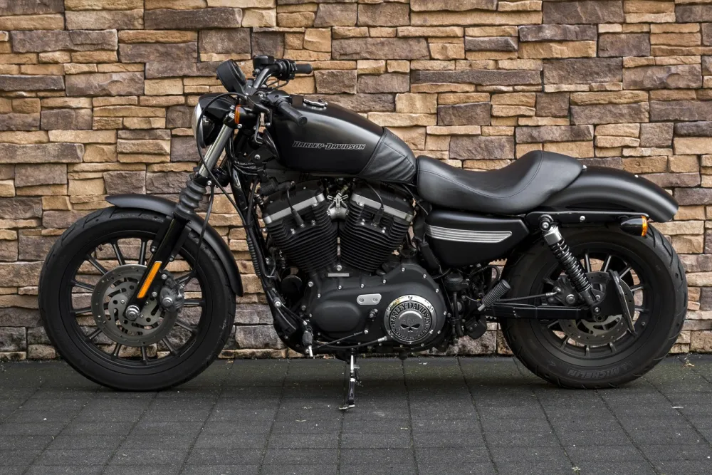 2011 Harley-Davidson XL883 N Sportster Iron denim black *VERKOCHT*