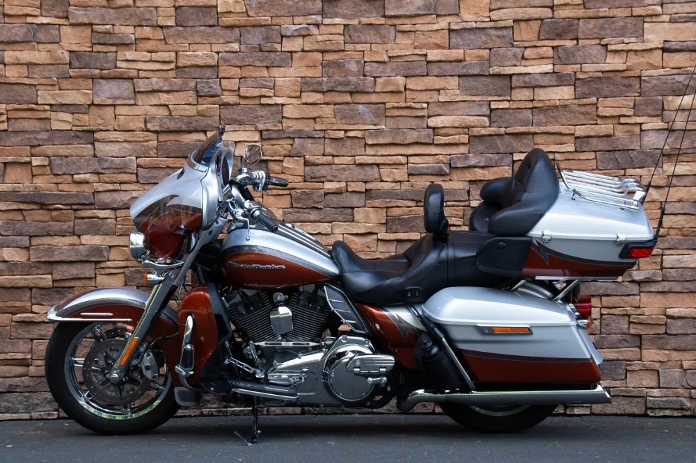 2014 Harley-Davidson FLHTKSE CVO Ultra Limited 110 Screamin Eagle *VERKOCHT*