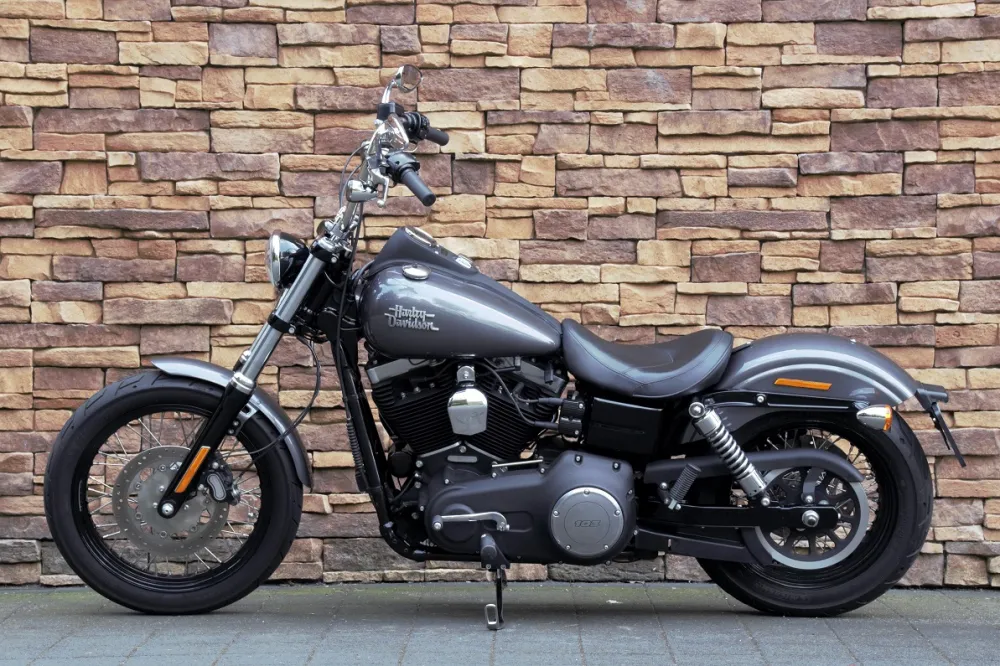 2014 Harley Davidson FXDB Street Bob 1.690cc ABS 6-bak *VERKOCHT*