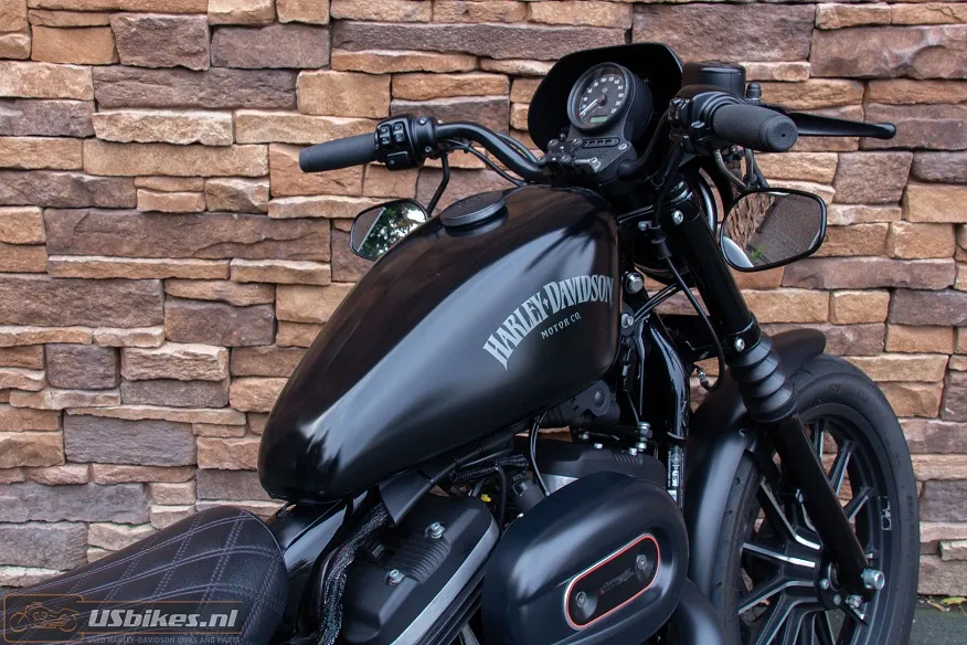 2015 Harley-Davidson XL883N Iron Sportster 883 ABS