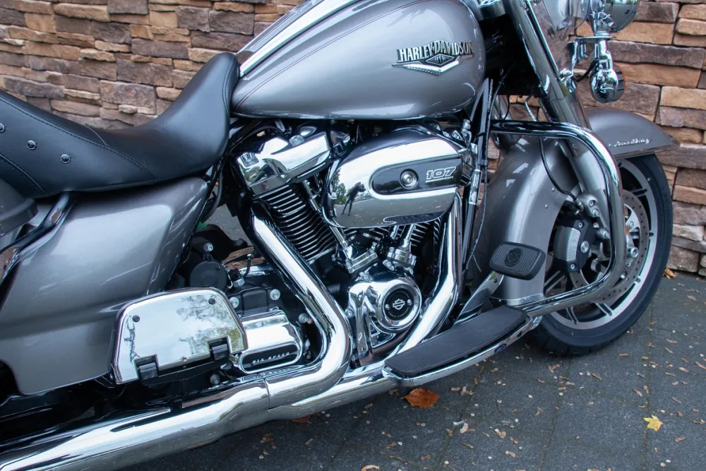2016 Harley-Davidson FLHR Road King 107 M8