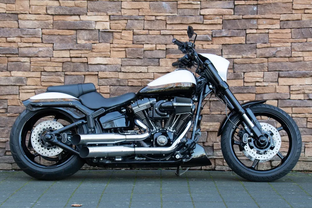 2016 Harley-Davidson FXSE Pro Street Breakout CVO 110 *VERKOCHT*