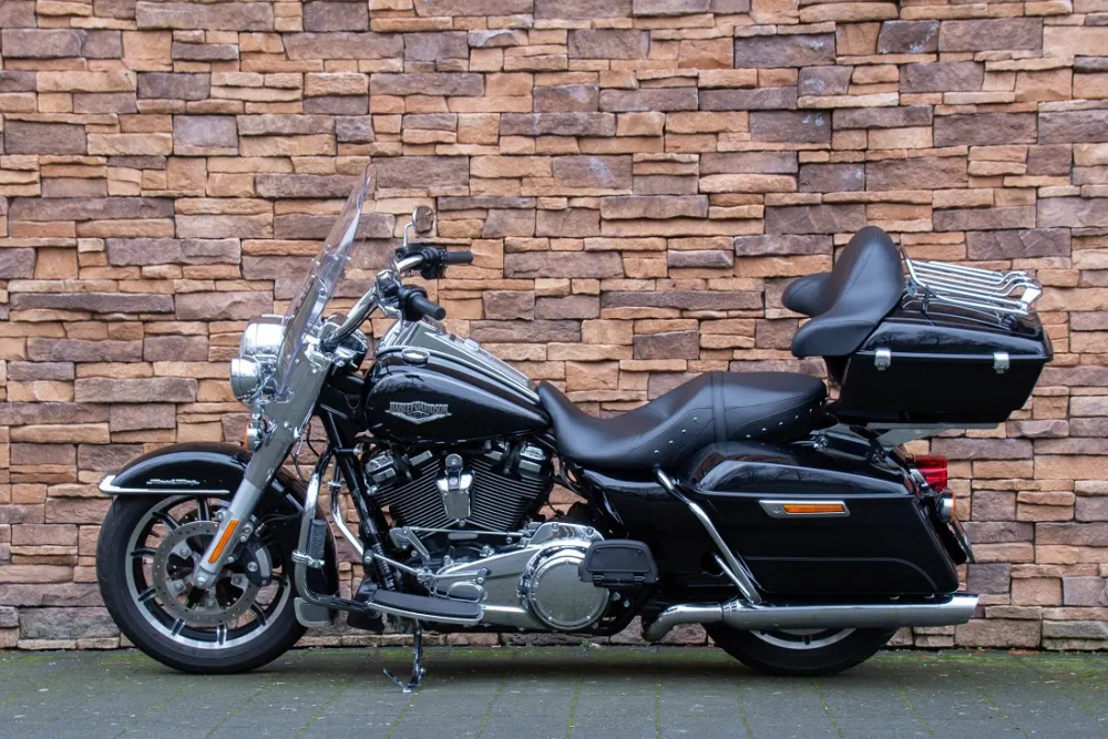 2017 Harley-Davidson FLHR Road King Touring 107 M8 *VERKOCHT*