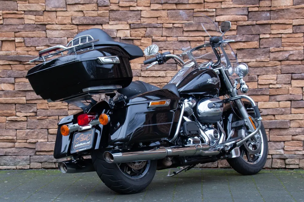 2017 Harley-Davidson FLHR Road King Touring 107 M8 *VERKOCHT*