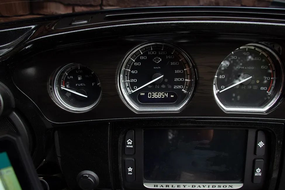 2017 Harley-Davidson Street Glide CVO 114 FLHXSE Jekill & Hyde *VERKOCHT*