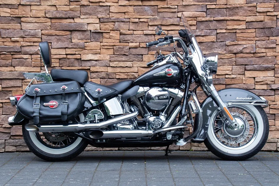 2017 Harley-Davidson FLSTC Heritage Softail Classic 103 ABS *VERKOCHT*