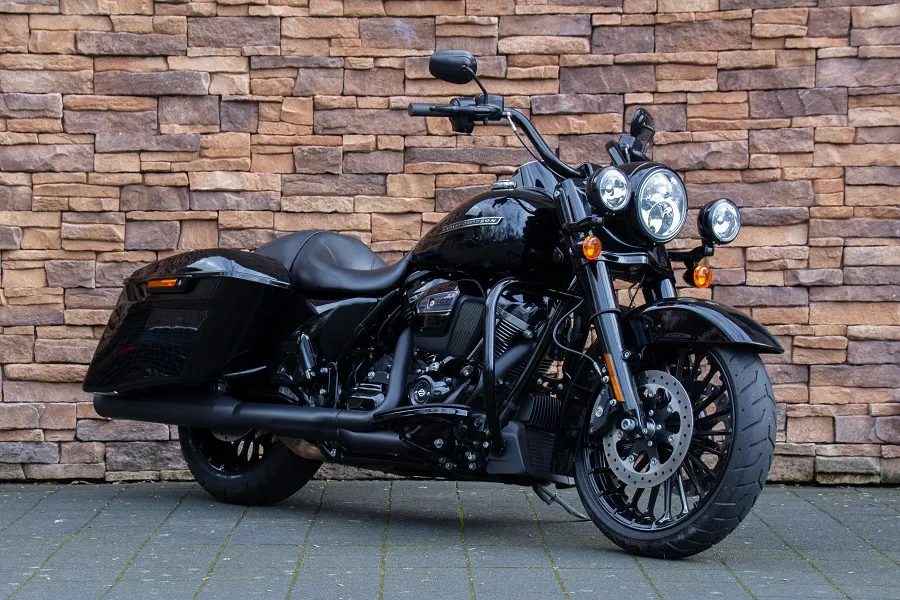 2018 Harley-Davidson FLHRXS Road King Special 107 M8 *VERKOCHT*
