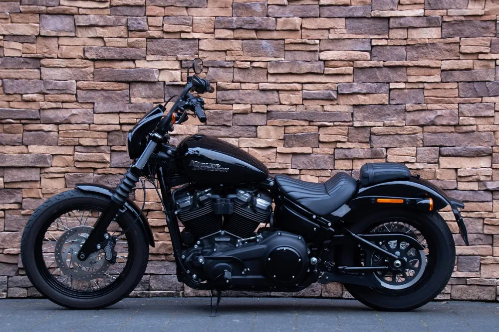 2018 Harley-Davidson FXBB Street Bob Softail Milwaukee-Eight 107 *VERKOCHT*