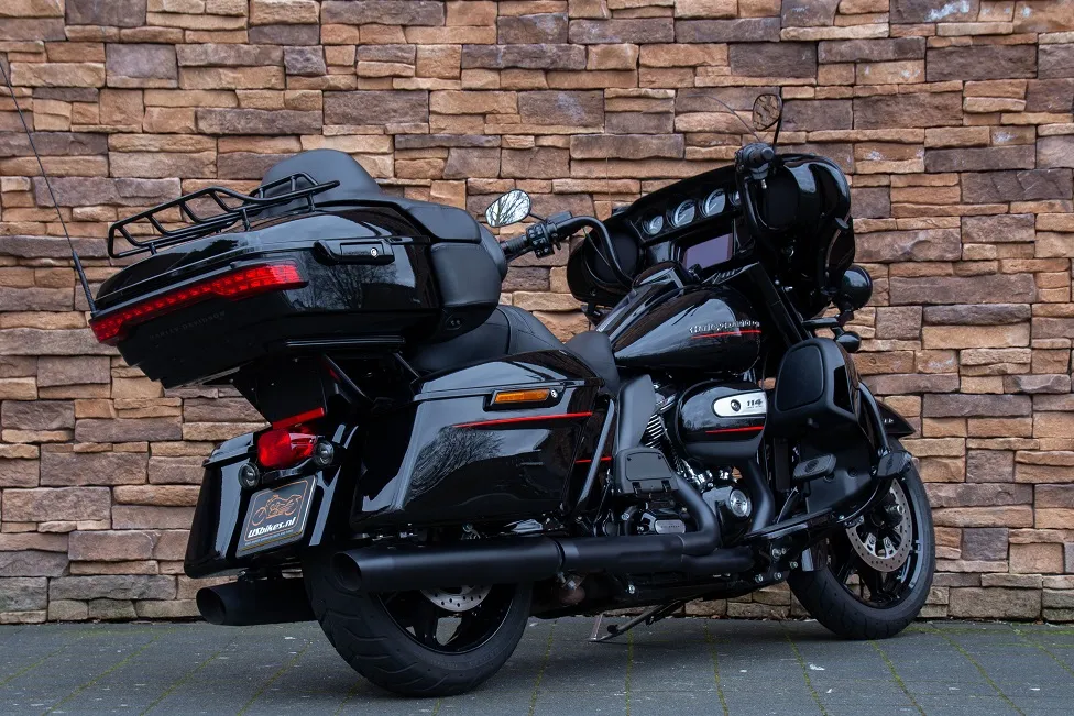 2020 Harley-Davidson Ultra Limited 114 FLHTK Blacked Out