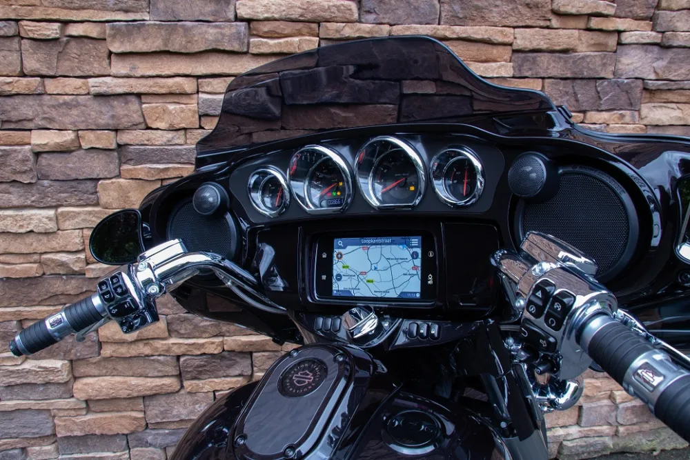 2020 Harley-Davidson FLHXSE Street Glide CVO 117