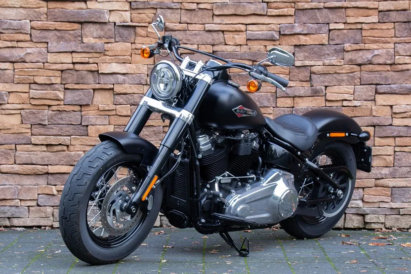 2020 Harley-Davidson FLSL Softail Slim 107 M8 *VERKOCHT*