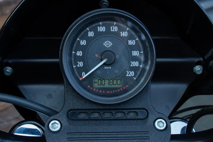 2020 Harley-Davidson XL 883 N Sportster Iron ABS *VERKOCHT*