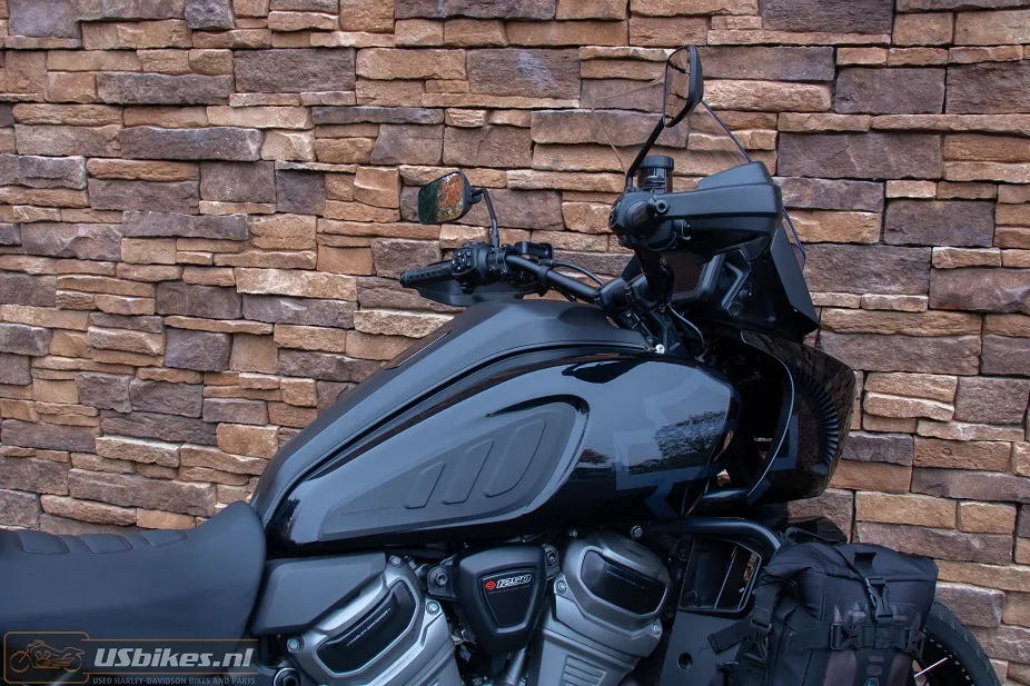 2021 Harley-Davidson RA1250S Pan America Special Spoke wheels