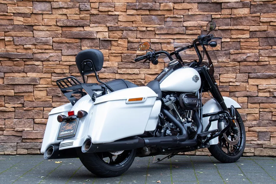 2024 Harley-Davidson FLHRXS Road King Special M8 114 *VERKOCHT*