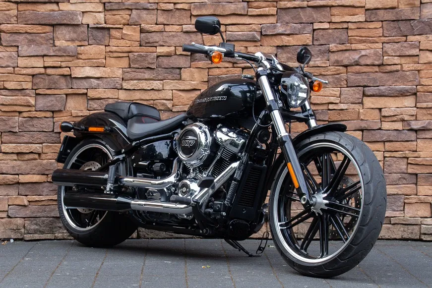 MY2018 Harley-Davidson FXBR Breakout Softail 107 M8 *VERKOCHT*