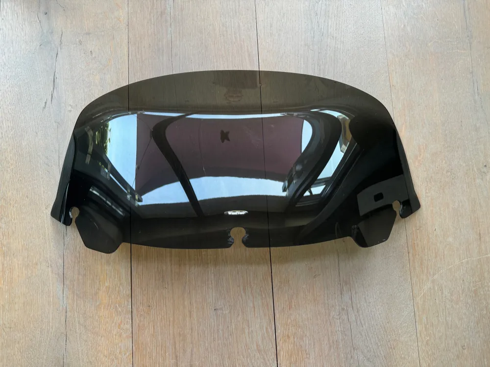 Windvest verhoogde ruit dark 8 inch Gun Smoke voor Harley-Davidson Touring