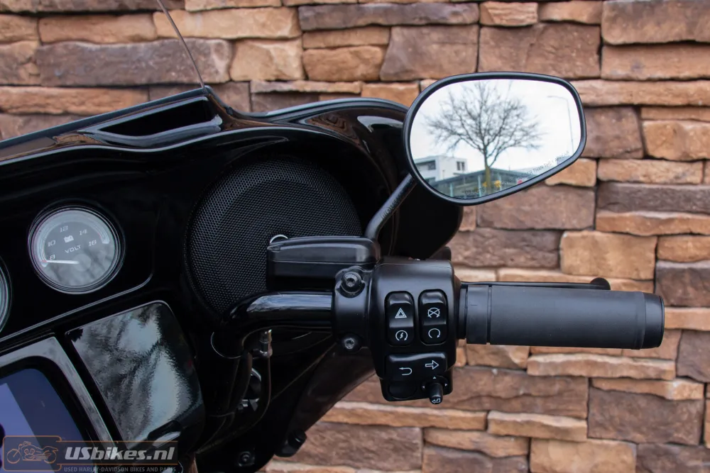 2022 Harley-Davidson FLHTK Ultra Limited 114 Touring Jekill Hyde Gunship Gray