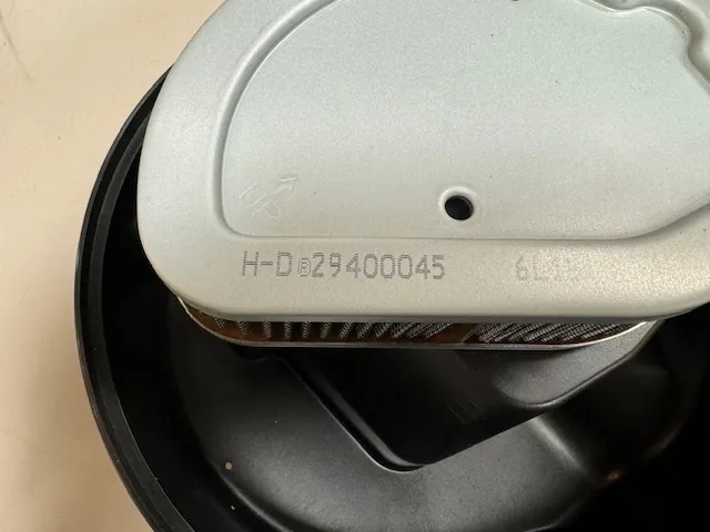 Luchtfilter Harley-Davidson FXSB Breakout 103 compleet met filterelement nieuw 29000033A 