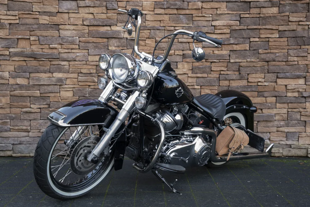 Harley-Davidson FLS Softail Slim 103 Mexican Style