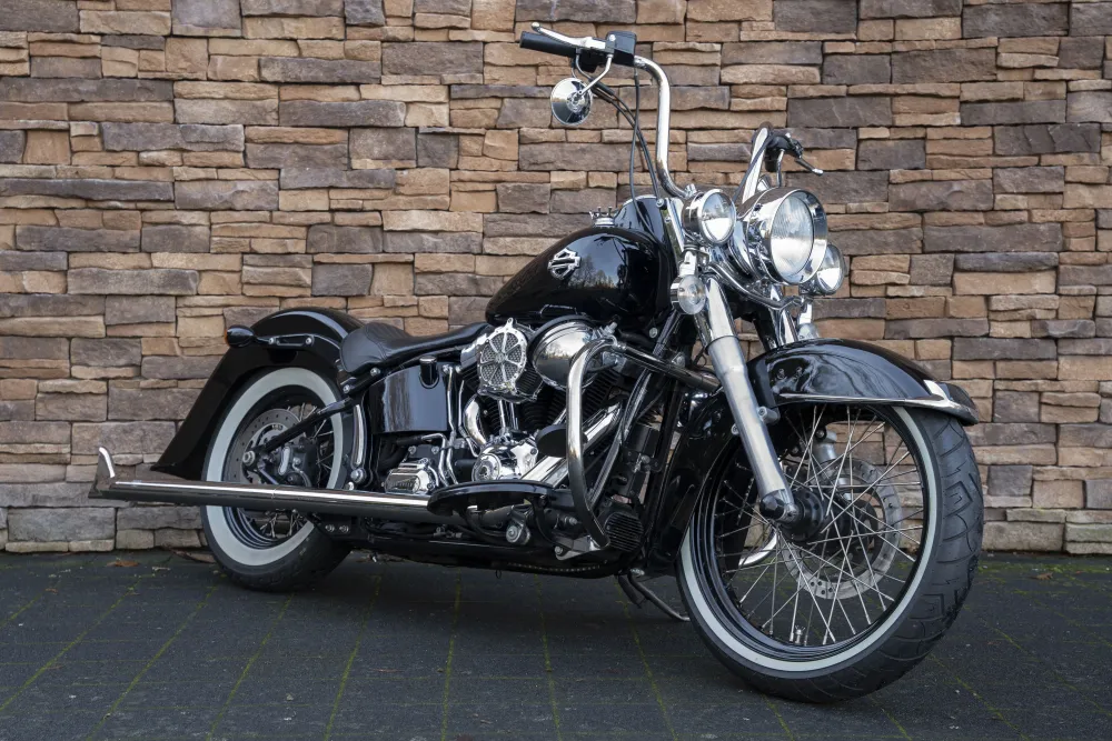 Harley-Davidson FLS Softail Slim 103 Mexican Style