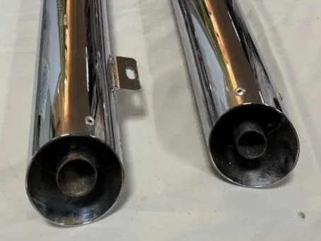 Originele uitlaatdempers Harley-Davidson Dyna FXDF (08-13) en FXDWG (10-16) 64700-08