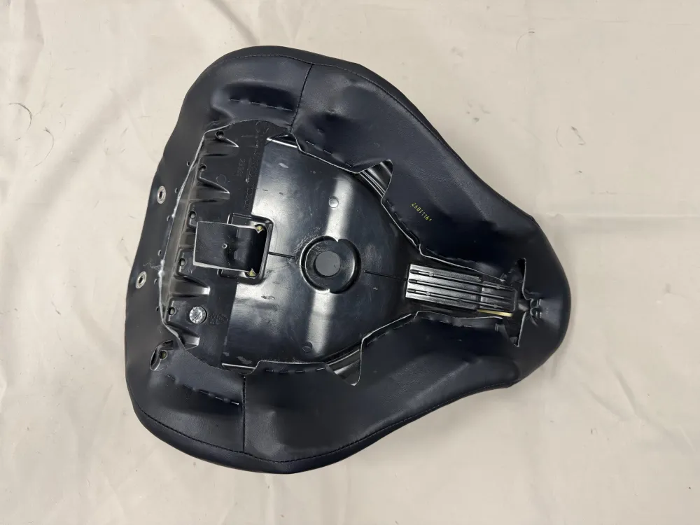 Bestuurder zadel Harley-Davidson Softail Breakout FXSB (2013-2017) 52000096