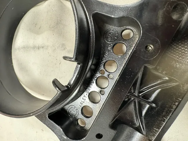 Harley-Davidson Sportster Dyna Speedometer bracket denim (2005-2020) 55847-05A