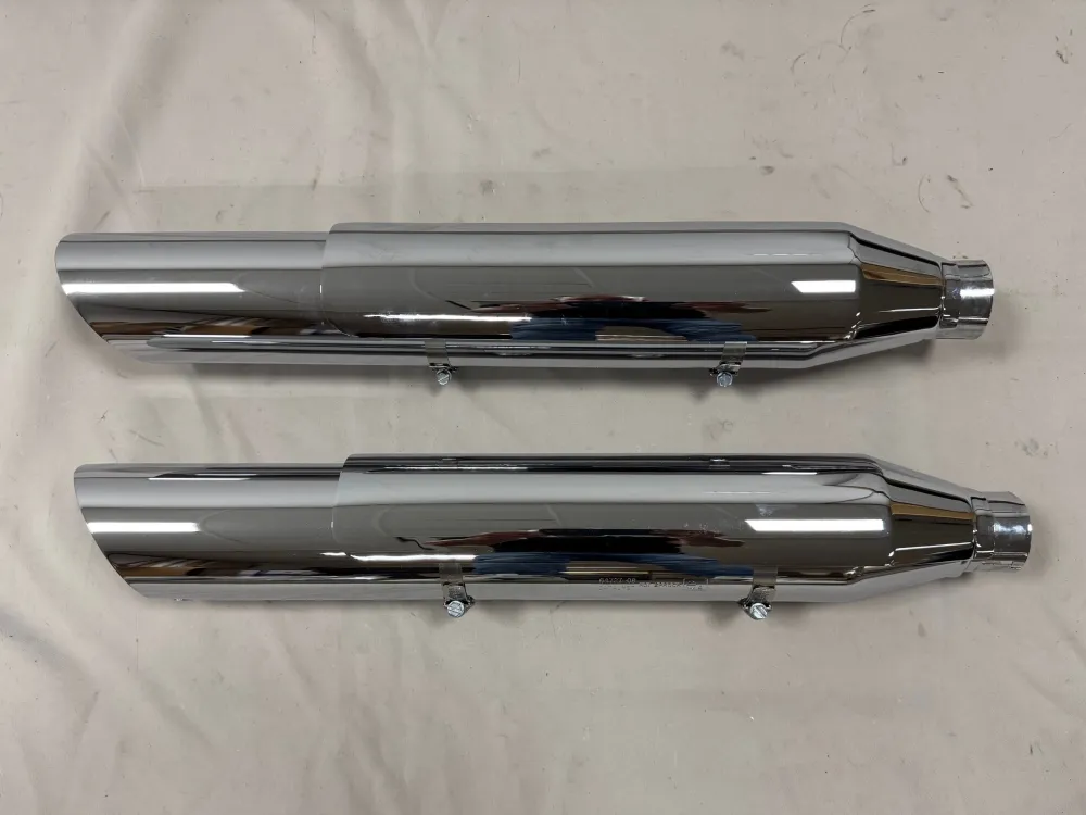 Uitlaatdempers Harley-Davidson Softail Slim Blackline Crossbones Chroom zgan (2008-2016)