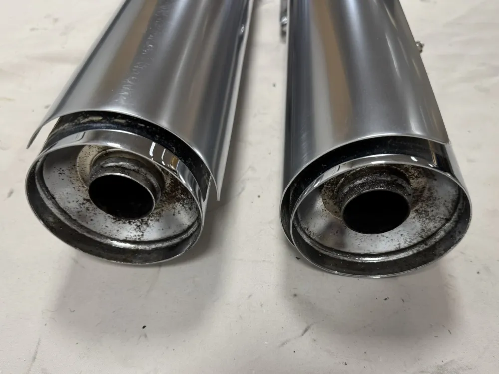 Uitlaatdempers Harley-Davidson M8 Softail Slim en Fat Boy satin izgst (2018-up)