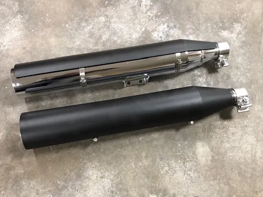 Uitlaatdempers Harley-Davidson Softail M8 origineel (2018-up) 64900460