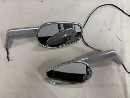 Harley-Davidson V-rod Muscle VRSCF spiegel set origineel 92094-09