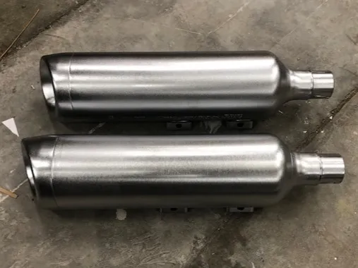 Uitlaatdempers Harley-Davidson Fat Bob Softail FXFB(S) origineel 64900720