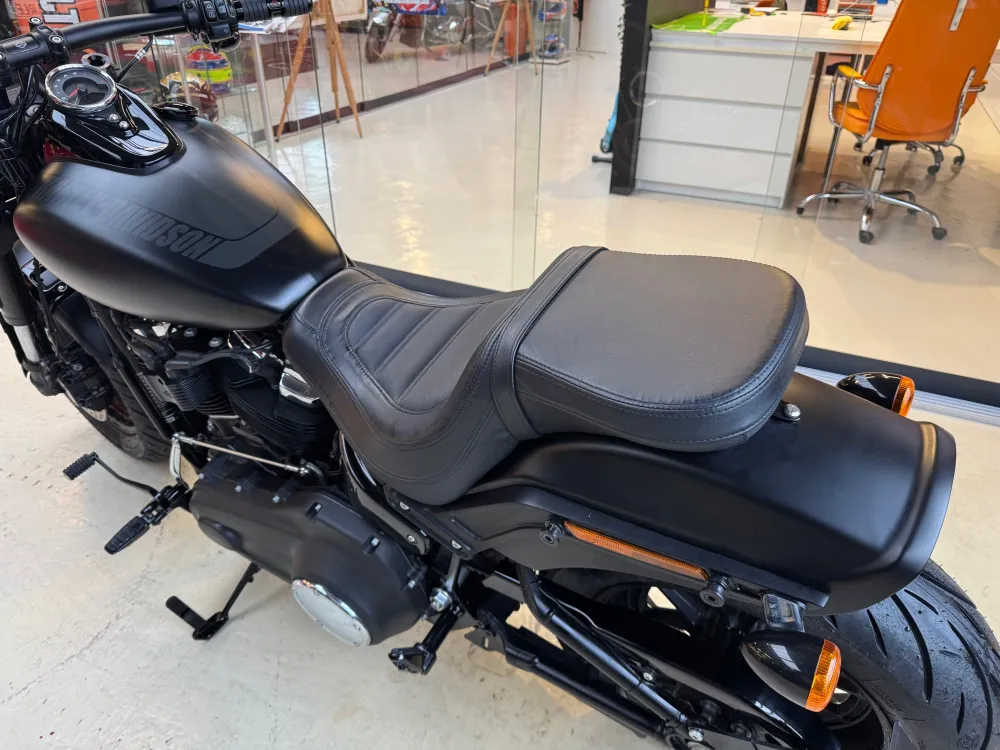 Harley-Davidson Sundowner duo zadel Fat Bob FXFB(S) Softail (2018-up) 52000349