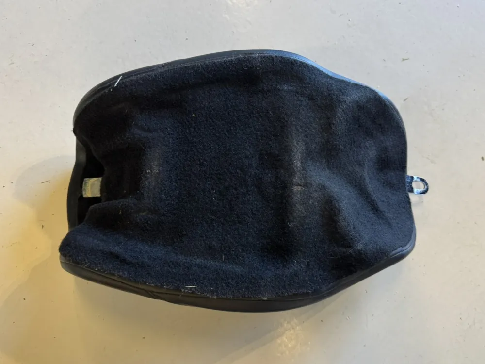 Harley-Davidson Dyna Solo seat (2006-2017)