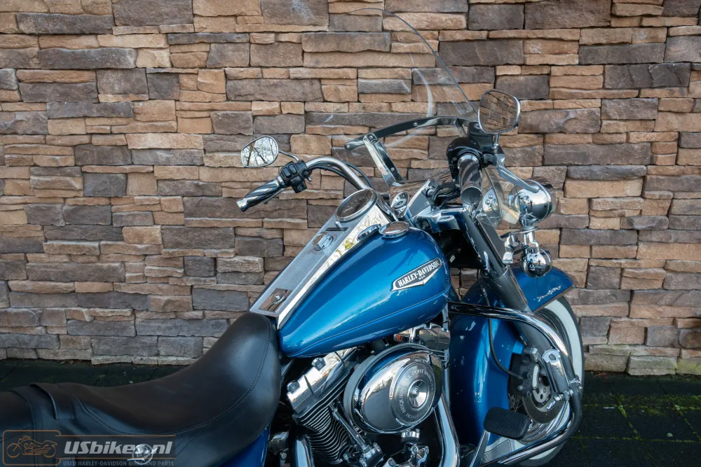 2005 Harley-Davidson FLHRC Road King Classic