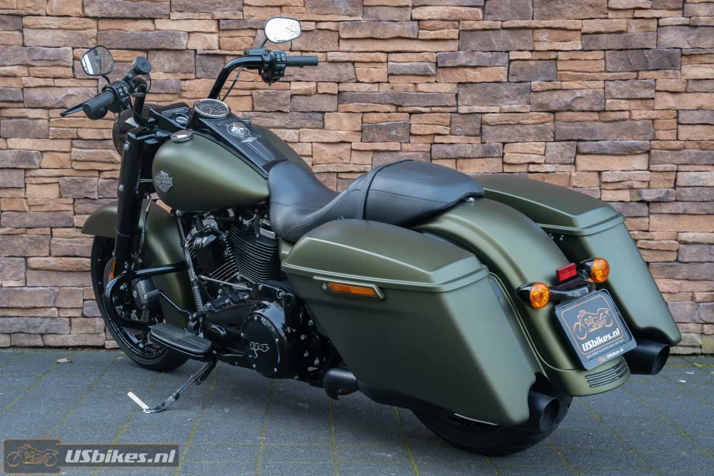 2022 Harley-Davidson FLHRXS Road King Special M8 114