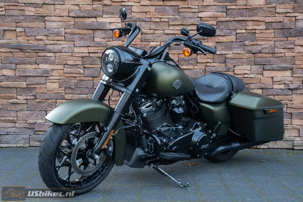 2022 Harley-Davidson FLHRXS Road King Special M8 114