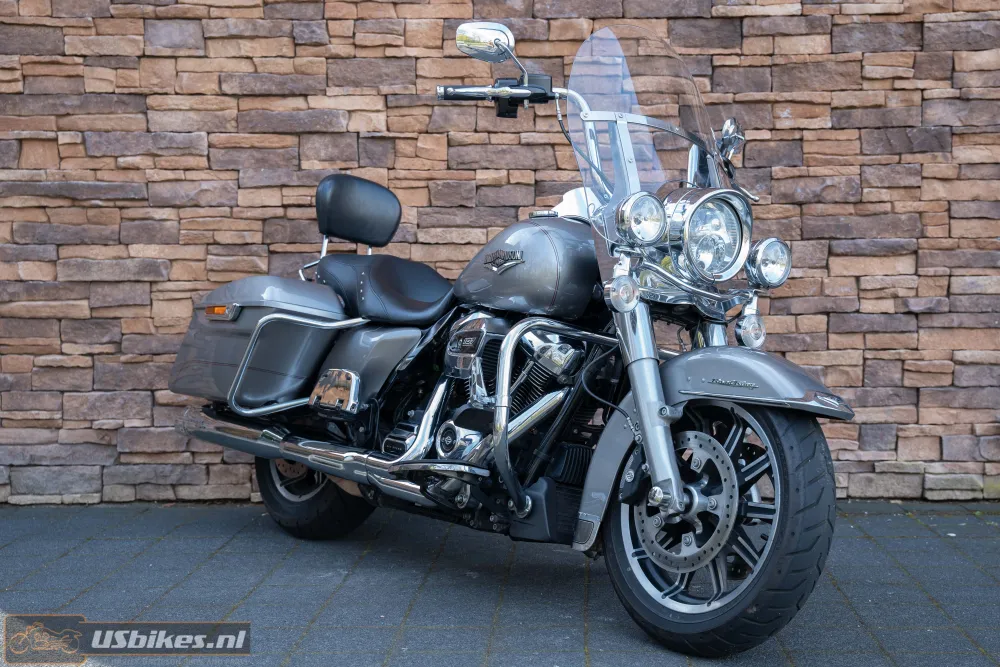 2016 Harley-Davidson FLHR Road King 107 M8