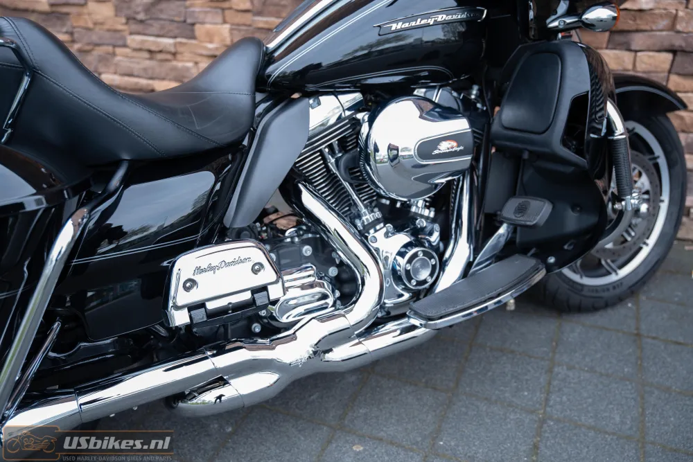 2016 Harley-Davidson FLTRU Road Glide Ultra 103