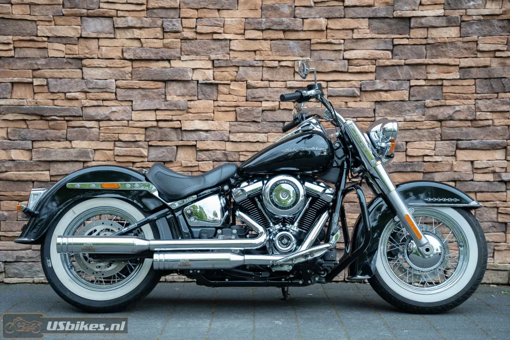 2020 Harley-Davidson FLDE Softail Deluxe 107 M8