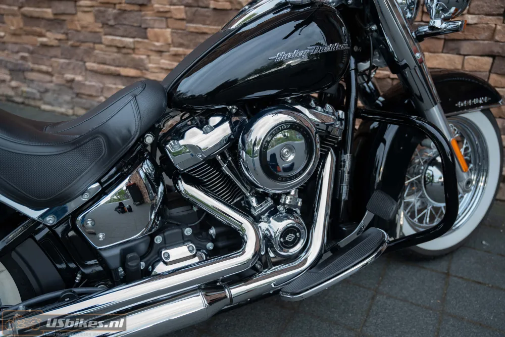 2020 Harley-Davidson FLDE Softail Deluxe 107 M8