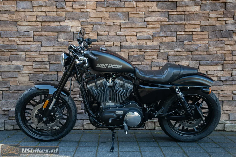 2016 Harley-Davidson XL1200CX Roadster Sportster 1200