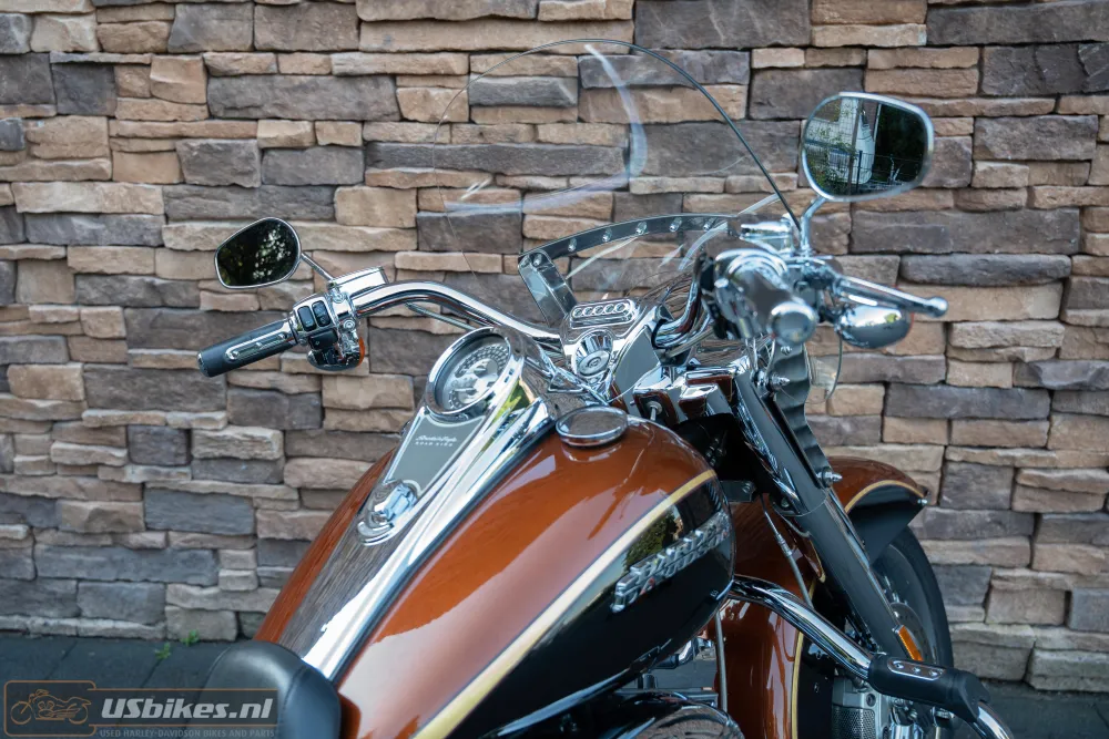2008 Harley-Davidson FLHRSE4 CVO Road King 115th Annversary